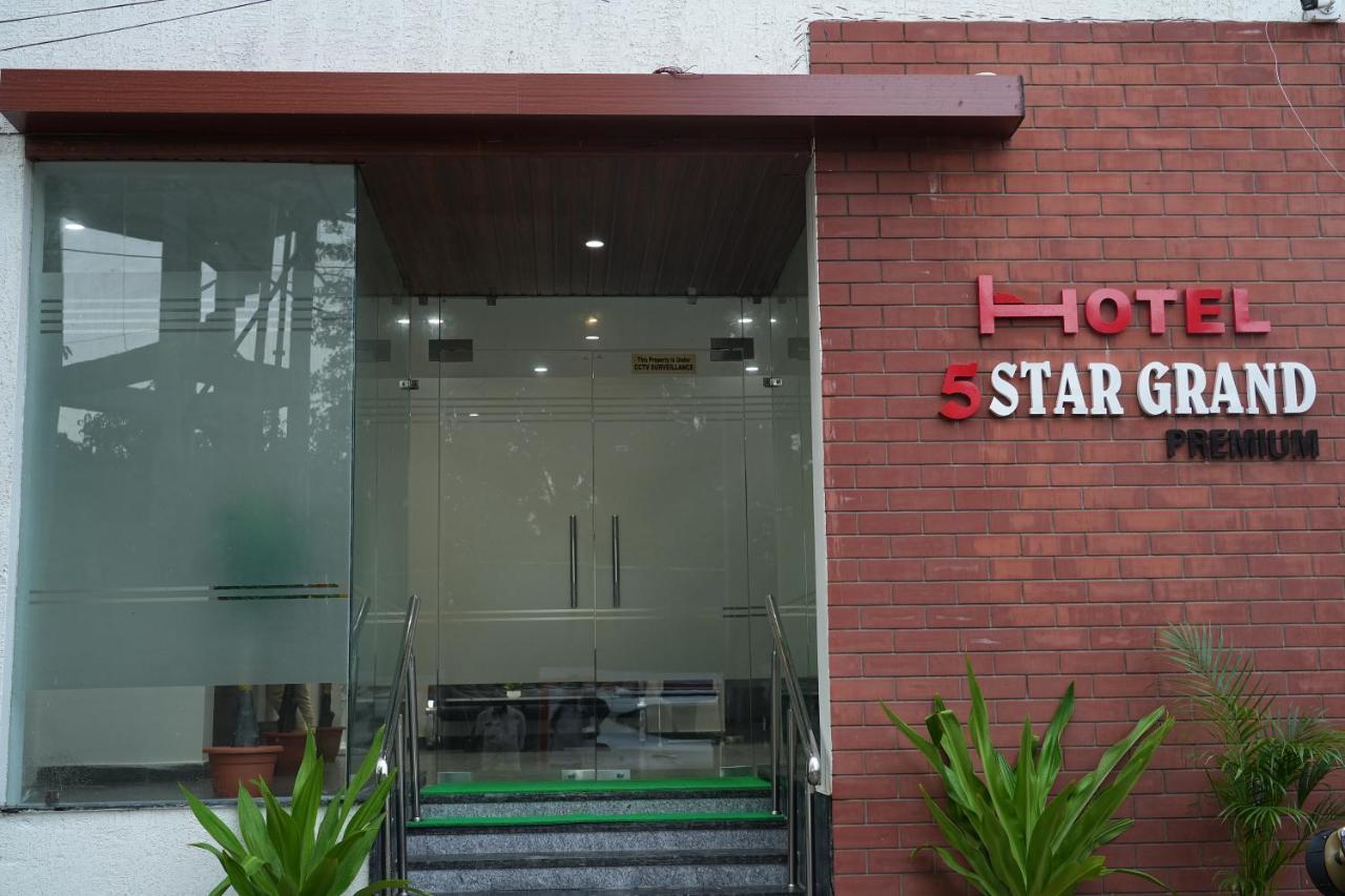 5 Star Grand- Premium Hotel Shamshabad Exterior foto