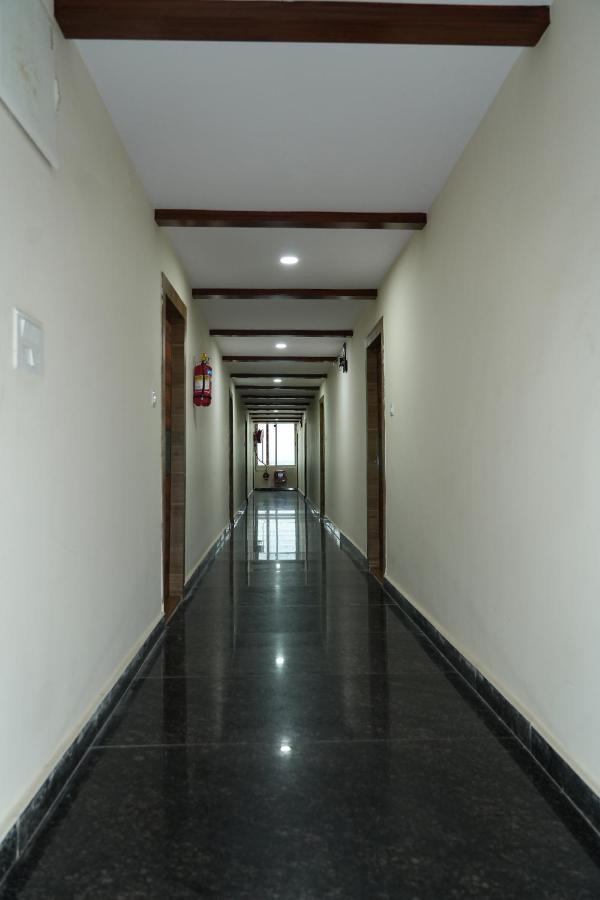 5 Star Grand- Premium Hotel Shamshabad Exterior foto